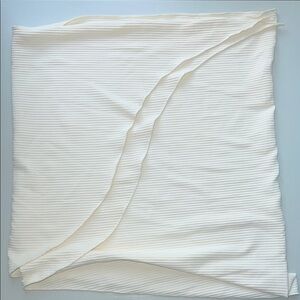 Las Olas Cream Swim Sarong